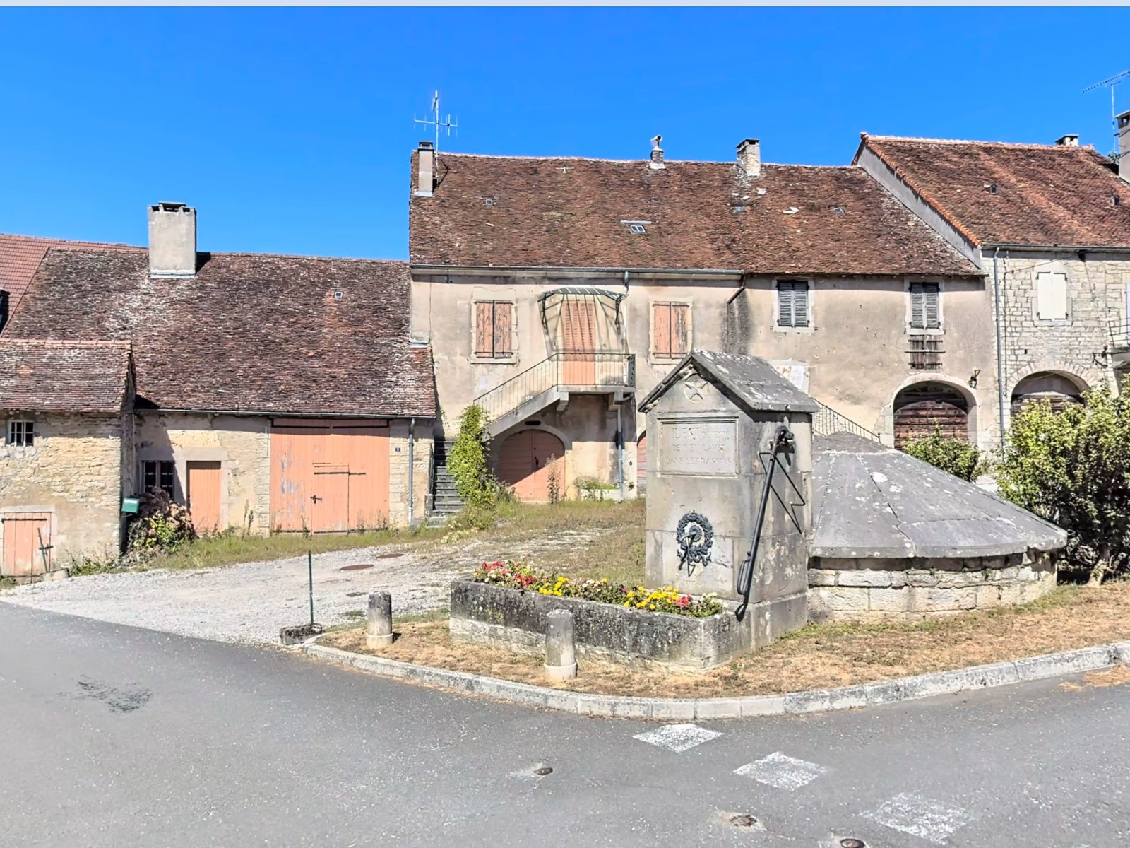 Domaine des Pentacrines nel Jura